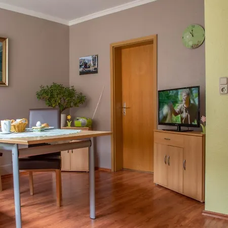 Am Fusse Des Schlosses Apartmán *