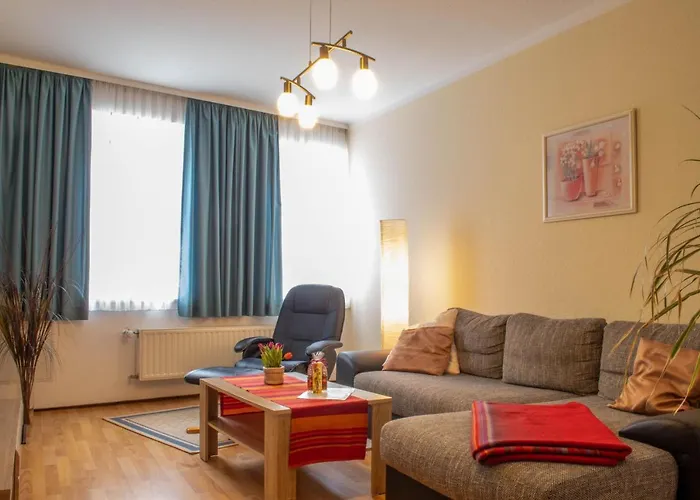 Am Fusse Des Schlosses Wernigerode